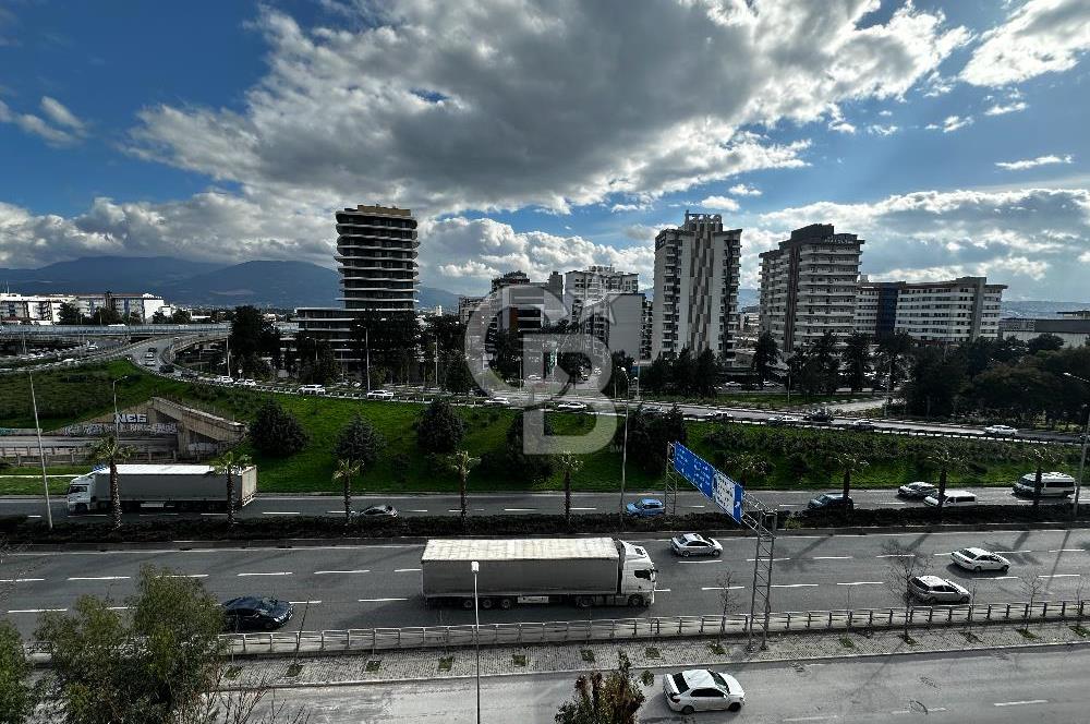 Bornova Kazımdirik Mahallesinde Tadilatlı 3+1 Merkezi Daire