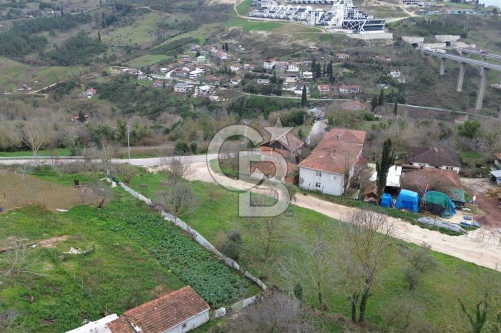 İZMİT ARIZLI'DA DENİZ MANZARALI %20 İMARLI 425 M² SATILIK ARSA