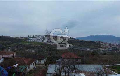 İZMİT ARIZLI'DA DENİZ MANZARALI %20 İMARLI 425 M² SATILIK ARSA