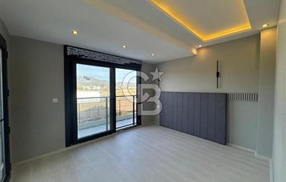 DİKİLİ'DE ÖZEL MİMARİ, GENİŞ YÜKSEK TAVANLI LÜKS AKILLI VİLLA