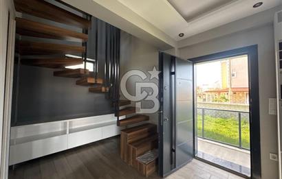 DİKİLİ'DE ÖZEL MİMARİ, GENİŞ YÜKSEK TAVANLI LÜKS AKILLI VİLLA