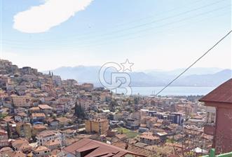 İZMİT SERDAR'DA MANZARALI 210 M2 SATILIK ARSA CB TOWER - 1 - 334262