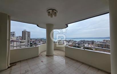 Turgut Özal Bulvarı'nda Göl Manzaralı 5+1 Kiralık Daire