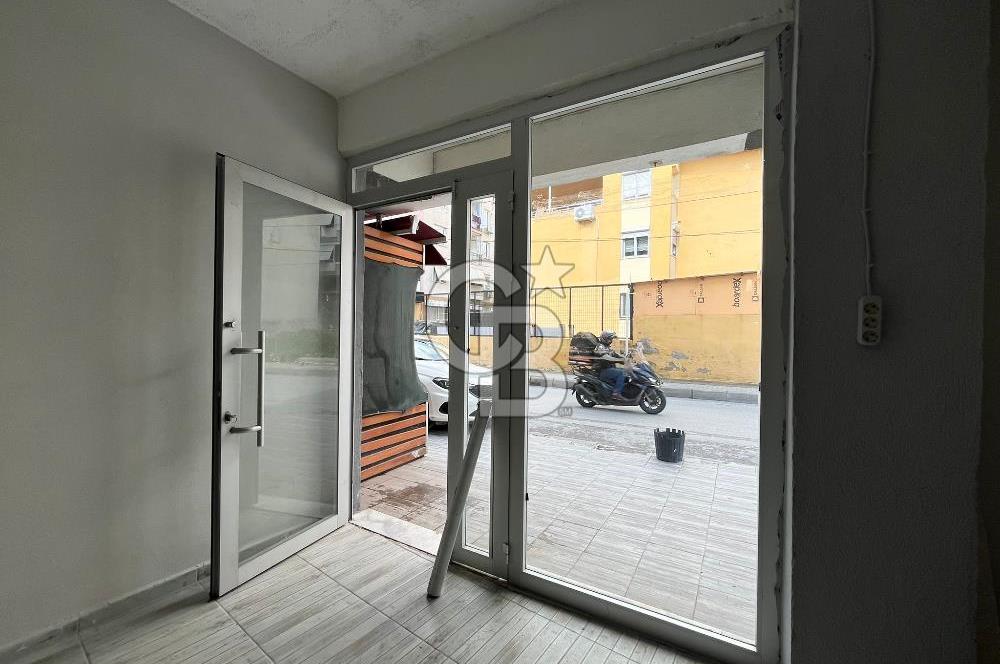 BAYRAKLIDA CADDE ÜZERİ SATILIK DÜKKAN