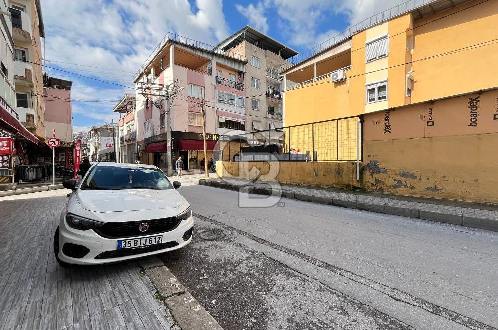BAYRAKLIDA CADDE ÜZERİ SATILIK DÜKKAN