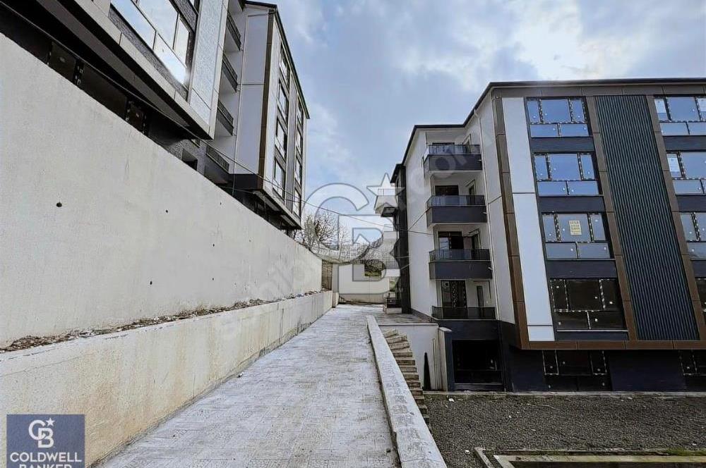 Başiskele Altınkent'te Site İçi Satılık 3+1 Bahçe Dubleks