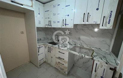 Metroya 7 Dakika! Banyo ve Mutfağı Yenilenmiş Boyalı Kiralık 2+1
