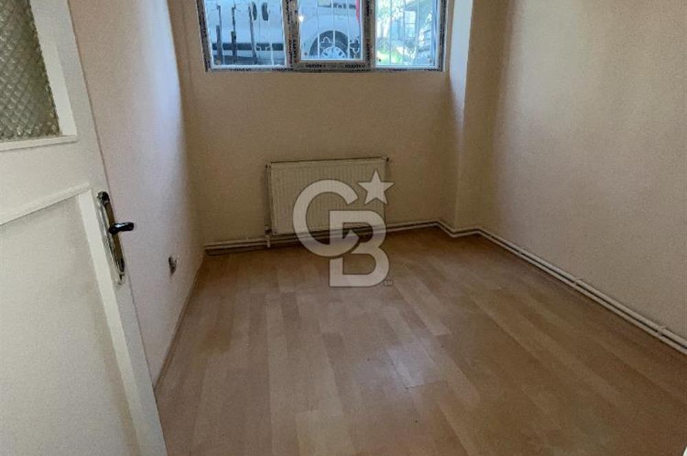 Metroya 7 Dakika! Banyo ve Mutfağı Yenilenmiş Boyalı Kiralık 2+1