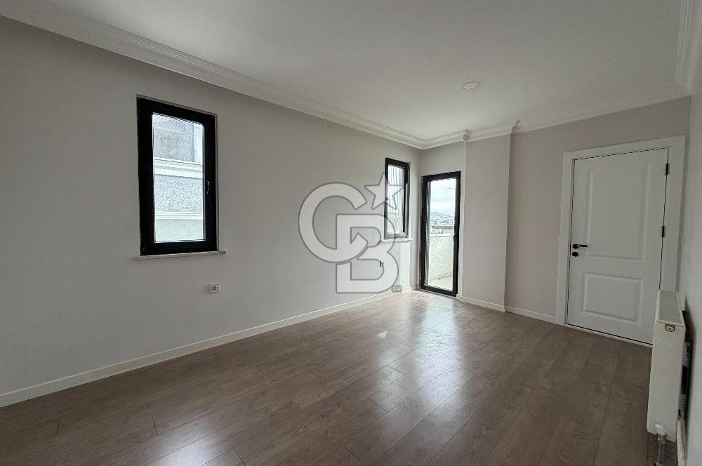 ÇEKMEKÖY MERKEZ MAHALLESİ’NDE 4+2 150 M2 NET DUBLEKS DAİRE