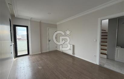 ÇEKMEKÖY MERKEZ MAHALLESİ’NDE 4+2 150 M2 NET DUBLEKS DAİRE