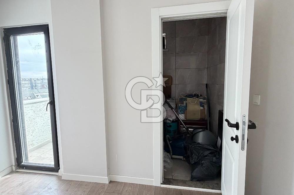 ÇEKMEKÖY MERKEZ MAHALLESİ’NDE 4+2 150 M2 NET DUBLEKS DAİRE