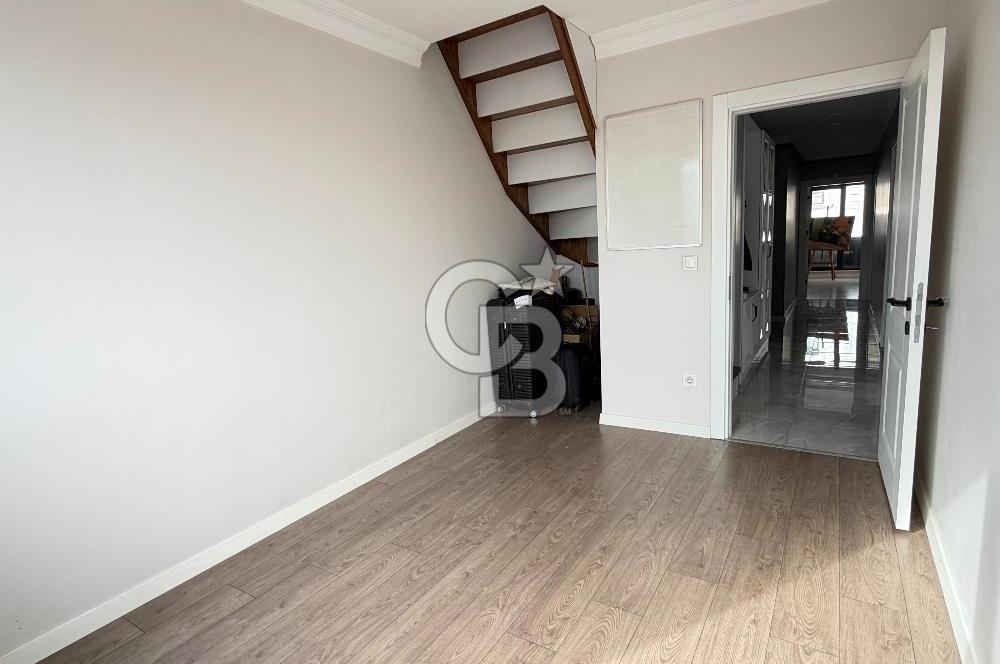 ÇEKMEKÖY MERKEZ MAHALLESİ’NDE 4+2 150 M2 NET DUBLEKS DAİRE