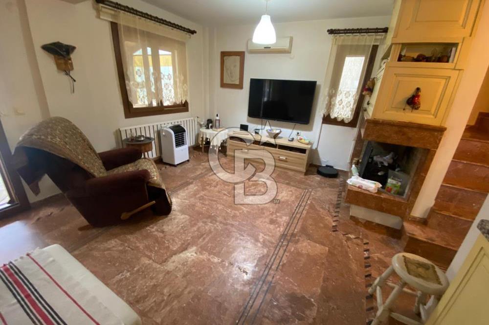  Güvendik'te Sezonluk Kiralık 3+1 Geniş Bahçeli Villa 