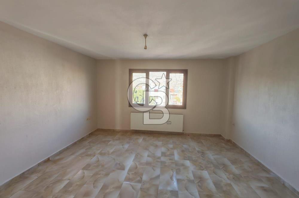 Çiğli'de Merkezi Konum'da Kiralık 2+1