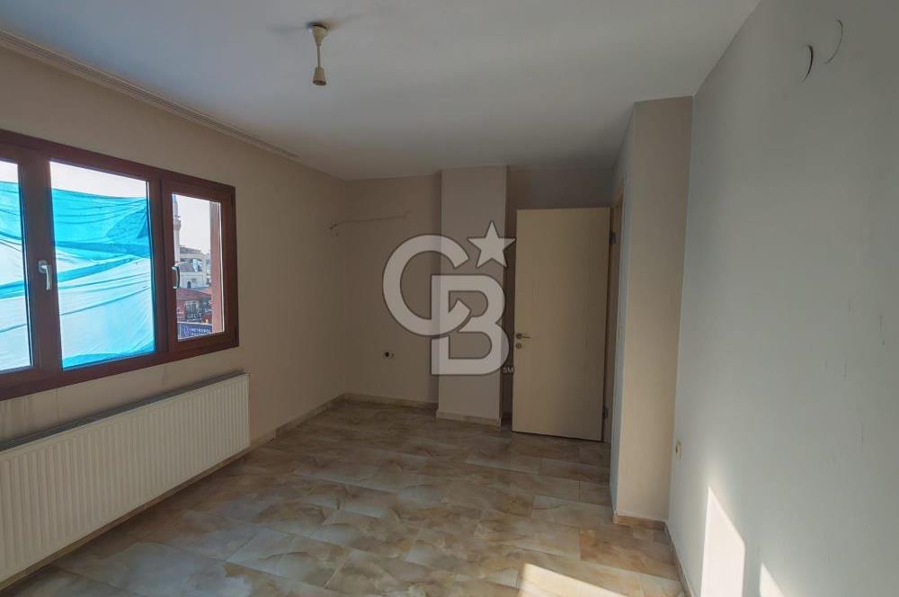 Çiğli'de Merkezi Konum'da Kiralık 2+1