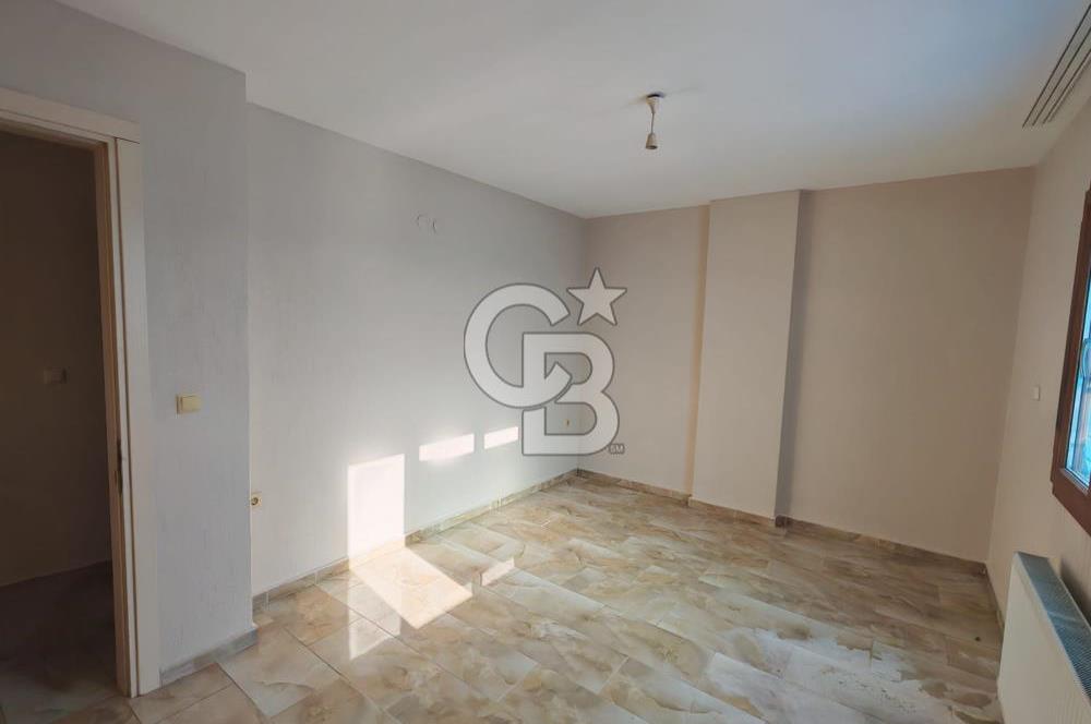 Çiğli'de Merkezi Konum'da Kiralık 2+1