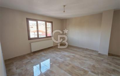 Çiğli'de Merkezi Konum'da Kiralık 2+1