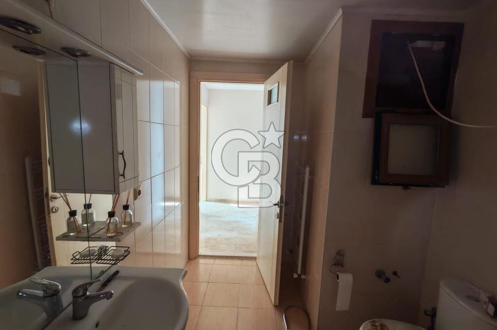 Çiğli'de Merkezi Konum'da Kiralık 2+1