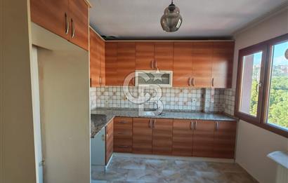 Çiğli'de Merkezi Konum'da Kiralık 2+1