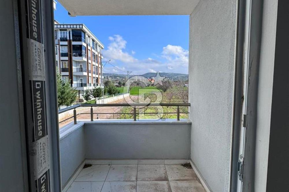 ÇANAKKALE ÇARDAK'TA EBEVEYN BANYOLU 3+1 KİRALIK DAİRE
