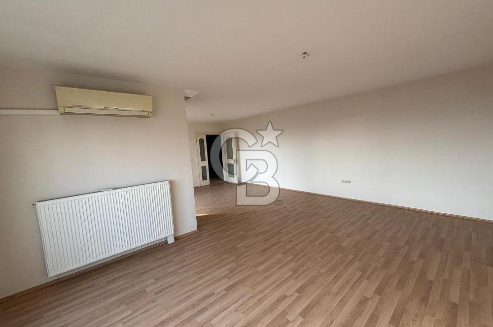 Karşıyaka Oyak Sitesinde Full Manzaralı Kiralık Daire.