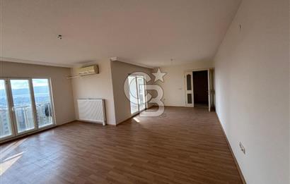 Karşıyaka Oyak Sitesinde Full Manzaralı Kiralık Daire.