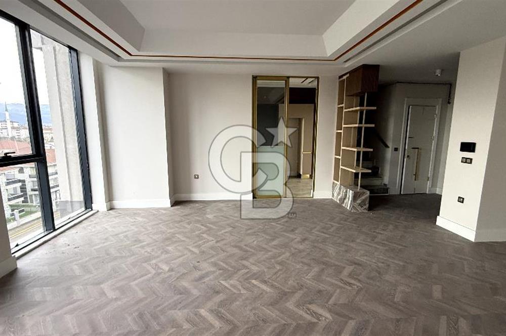 KARTEPE ZERAY ESİL 2,5+1 ÇATI DUBLEKS EN GENİŞ DAİRE GÜNEY CEPHE