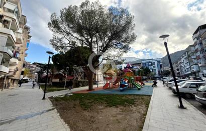 Manisa Yunusemre Ayni Ali Mahallesinde Park Manzaralı 3+1 Daire