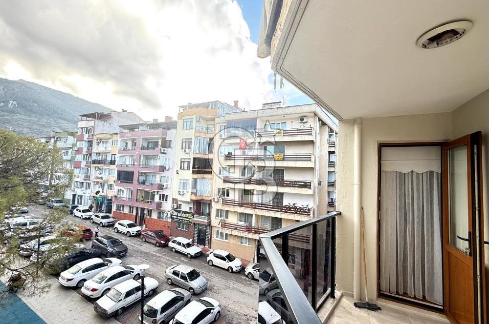 Manisa Yunusemre Ayni Ali Mahallesinde Park Manzaralı 3+1 Daire