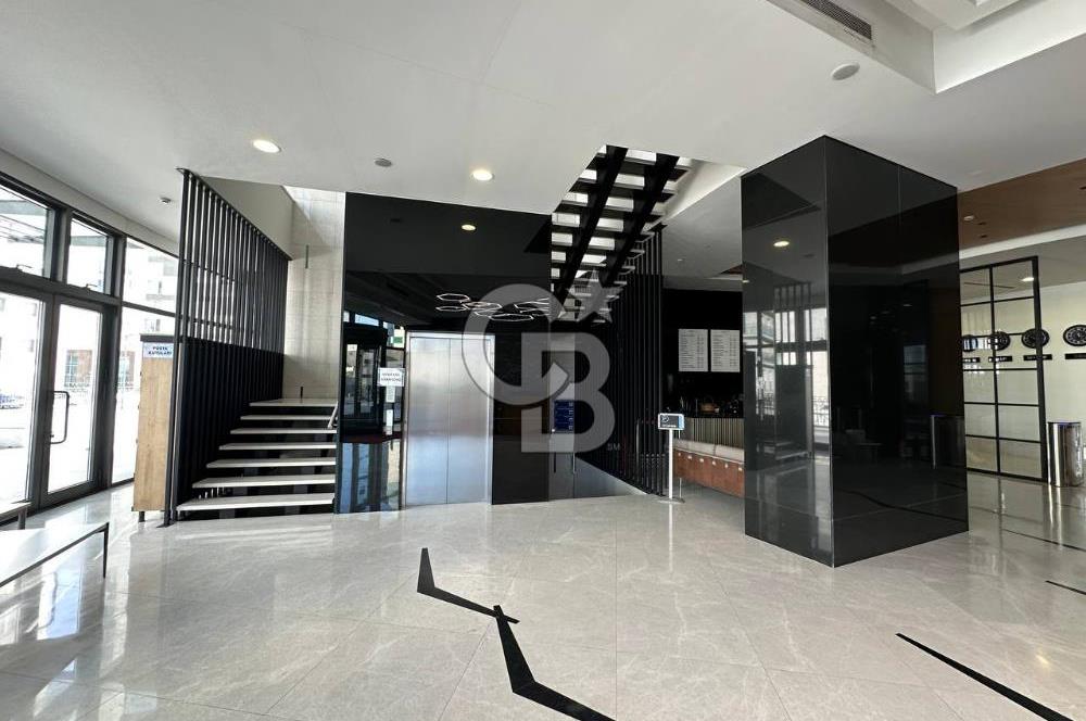 BURÇ İSTANBUL İŞ MERKEZİNDE SATILIK 280 M2 OFİS