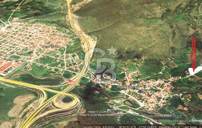 MENEMEN HATUNDERE'DE YOLA 200 MT CEPHELİ 8.200 M2 SATILIK TARLA.