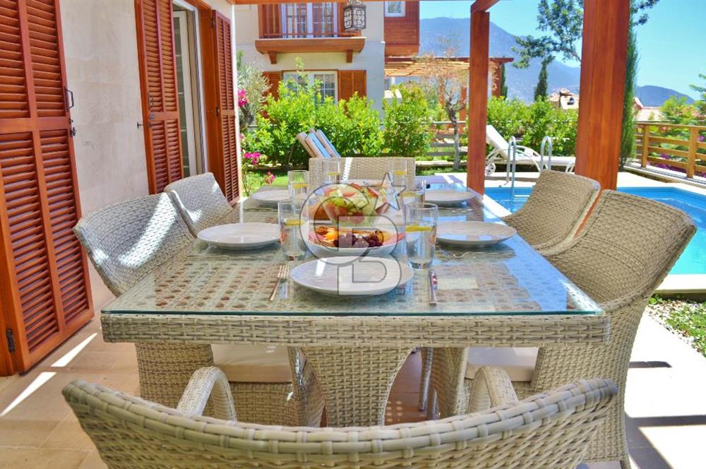 CB GİZ'den KALKAN LAVANTA SİTESİNDE SATILIK 3+1 MÜSTAKİL VİLLA