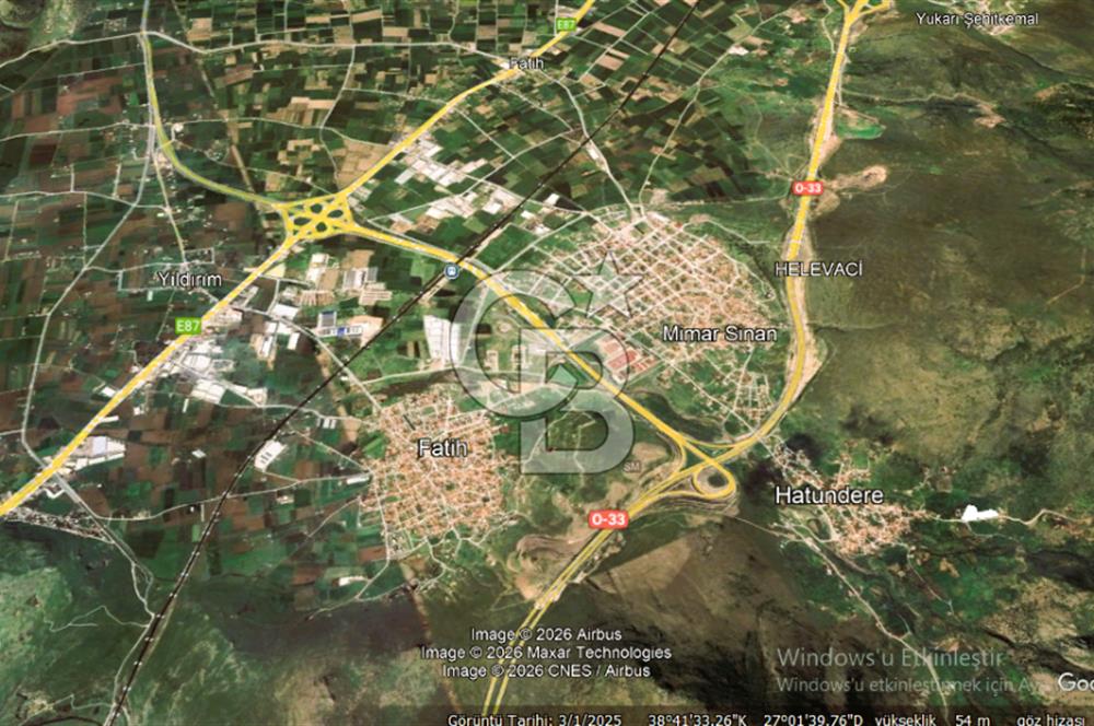 MENEMEN HATUNDERE'DE YOLA 200 MT CEPHELİ 8.200 M2 SATILIK TARLA.