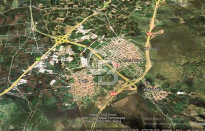 MENEMEN HATUNDERE'DE YOLA 200 MT CEPHELİ 8.200 M2 SATILIK TARLA.