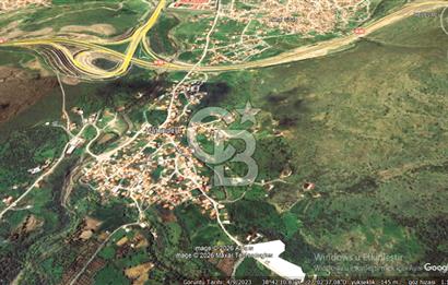 MENEMEN HATUNDERE'DE YOLA 200 MT CEPHELİ 8.200 M2 SATILIK TARLA.