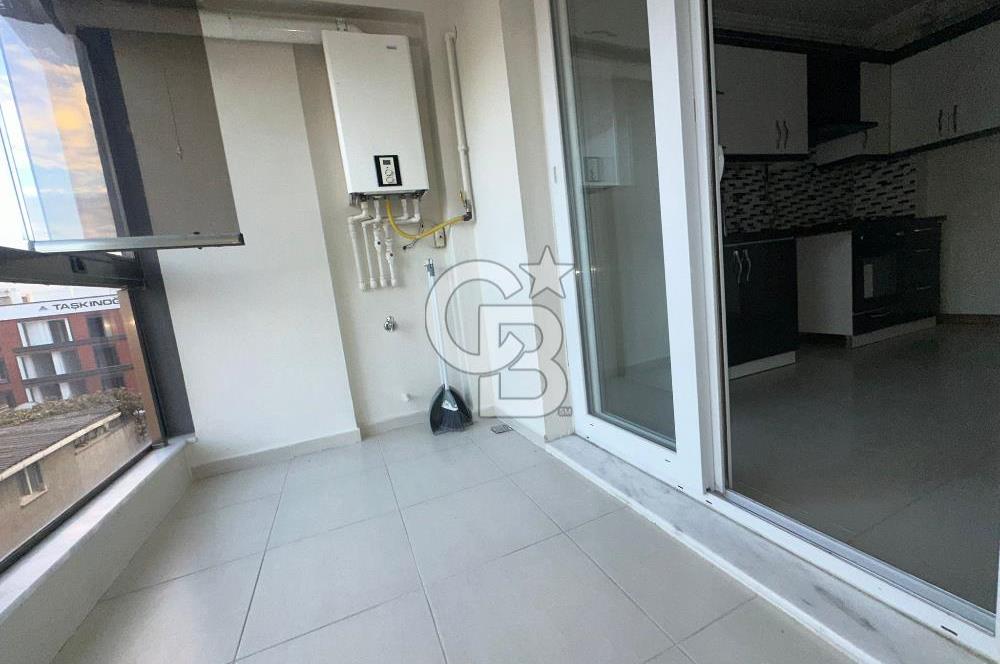KARŞIYAKA ŞEMİKLER  KAPALI OTOPARKLI 2+1 KİRALIK DAİRE 