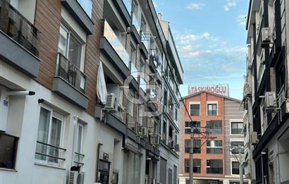 KARŞIYAKA ŞEMİKLER  KAPALI OTOPARKLI 2+1 KİRALIK DAİRE 