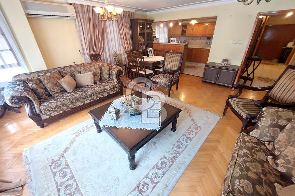 BOSTANLI AKBANK SOKAKTA 3+1 SATILIK DAİRE....