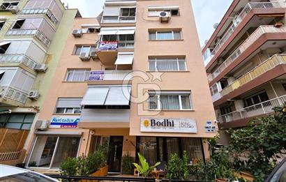 KARŞIYAKA BOSTANLI'DA 3+1 ARA KAT SATILIK DAİRE.....