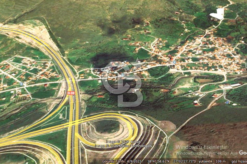 MENEMEN HATUNDERE'DE YOLA 200 MT CEPHELİ 8.200 M2 SATILIK TARLA.