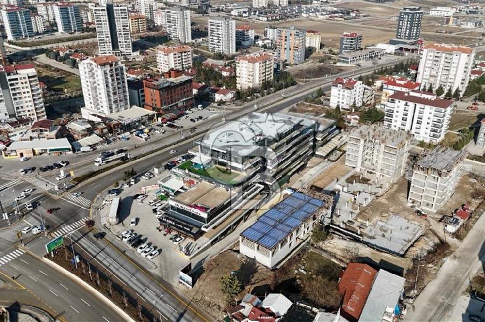 BAĞLICA YALINKILIÇ PLAZA'DA YAPILI 3+1 KİRALIK BÜRO-OFİS-TERASLI