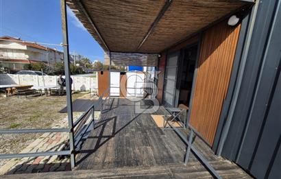 AKARCA SAHİLDE İÇİNDE TINY HOUSE BULUNAN SATILIK ARSA 