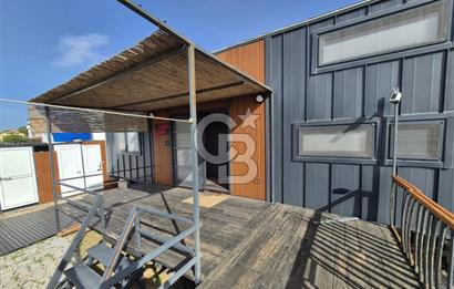 AKARCA SAHİLDE İÇİNDE TINY HOUSE BULUNAN SATILIK ARSA 