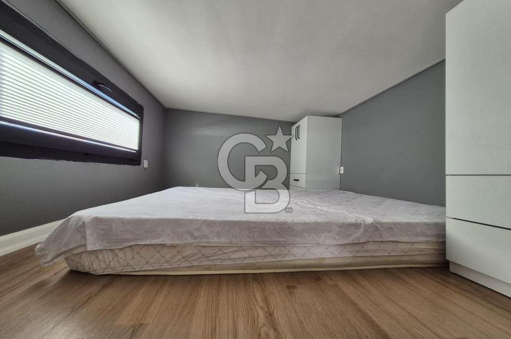 AKARCA SAHİLDE İÇİNDE TINY HOUSE BULUNAN SATILIK ARSA 