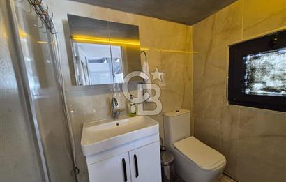 AKARCA SAHİLDE İÇİNDE TINY HOUSE BULUNAN SATILIK ARSA 