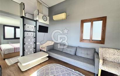 AKARCA SAHİLDE İÇİNDE TINY HOUSE BULUNAN SATILIK ARSA 