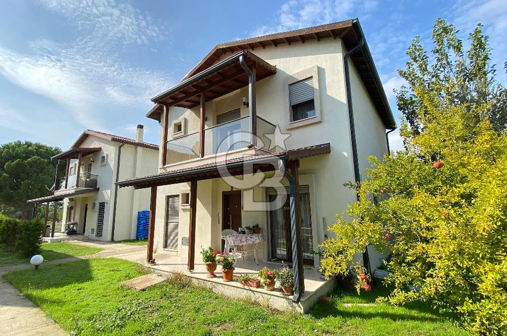 Sefa Çamlık Laka Bölgesinde Satılık 3+1 Villa