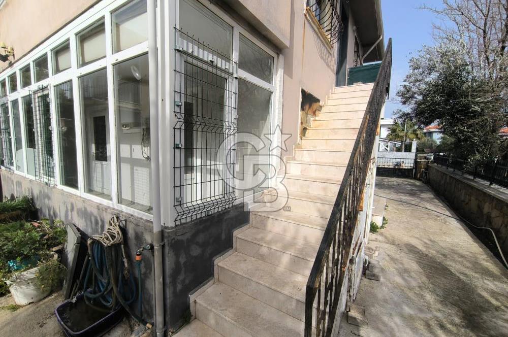 Cunda Adası'nda Denize Yürüme Mesafesinde 2+1 Kiralık Daire