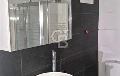 İzmir Konak Göztepe’de Sahile Çok Yakın Asansörlü Ara Kat 3+1