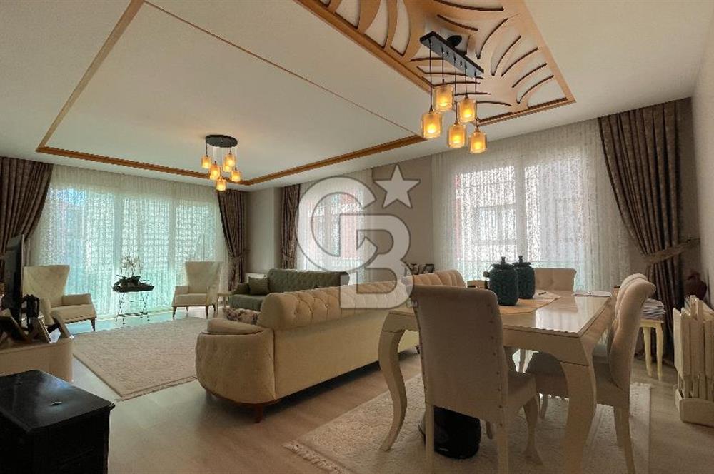 Dora Park Evleri'nde Satılık 3+1 Havuz Manzaralı Daire